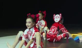 跳绳剪纸怎么剪 舞蹈剪纸姑娘